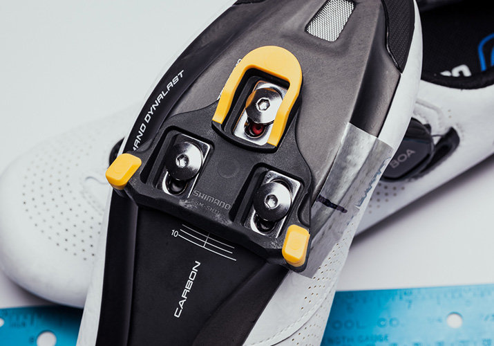 Kako pravilno postaviti kovčke na čevljih?