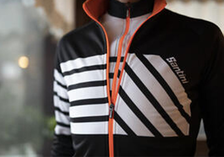 Kakšna je razlika med kolesarsko jakno in zimskim dresom?