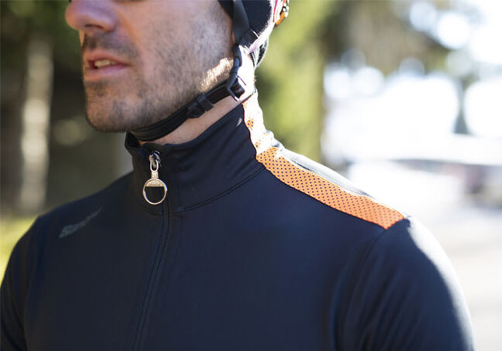 Kako izbrati pravo kolesarsko jakno zase?