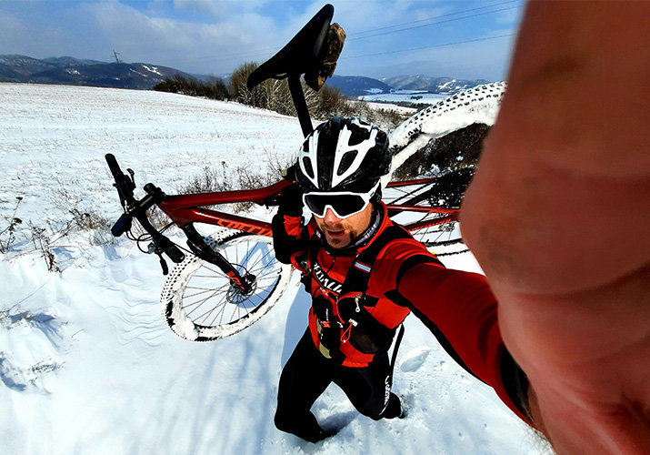 KAKO SE VZDRŽEVATI V ZIMSKIH POGOJIH: 5 ustreznih dejavnosti, s katerimi boste zagotovo uspeli.