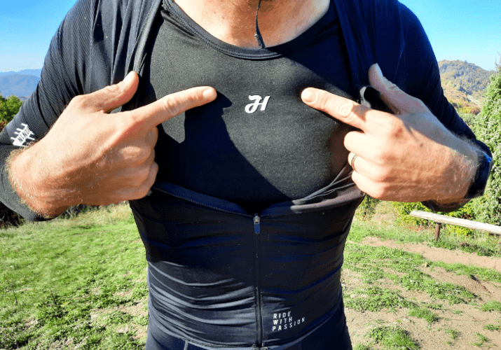 Test zimskih dodatkov Holokolo: kako so se izkazali v hladnem vremenu?