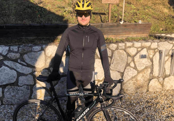 Ne veste, kako se obleči v tem vremenu? Adrianova recenzija vam bo pomagala