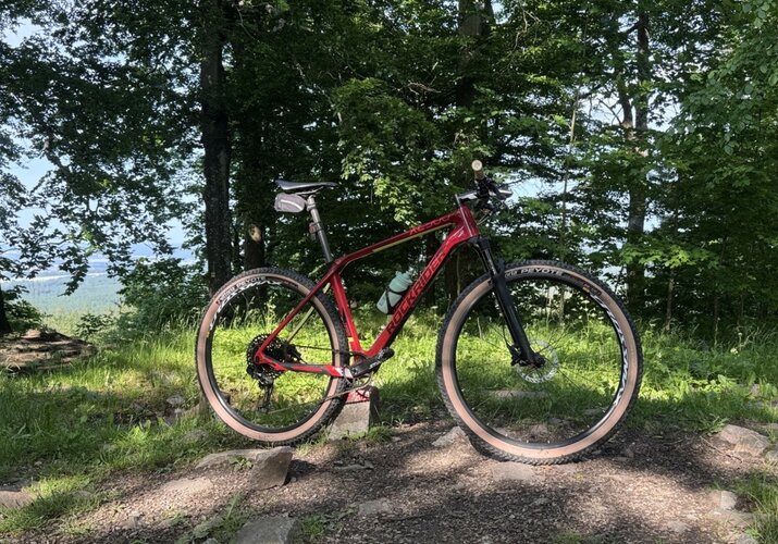 Na bicykel s príbehom – južné Brdy