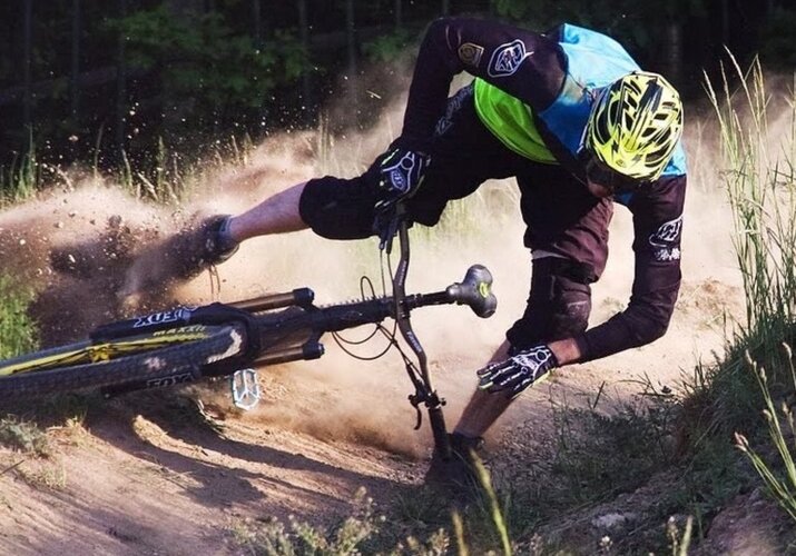 Ne pozabi na prvo pomoč! Zakaj bi moral imeti vsak kolesar svojo komplet?