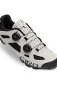 GIRO Kolesarski čevlji - SECTOR - bela/črna