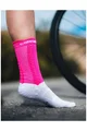 COMPRESSPORT Kolesarske klasične nogavice - PRO RACING V4.0 BIKE - bela/rožnata