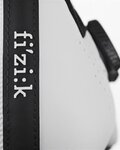FIZIK Kolesarski čevlji - INFINITO CARBON 2 - bela/črna