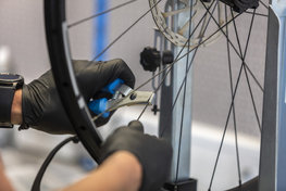 UNIOR klešče - PLIERS - rdeča