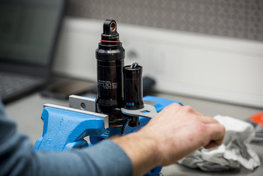 UNIOR ključ - WRENCH - rdeča