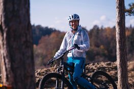 HAVEN Kolesarska čelada - TOLTEC LUMIERE - bela/modra