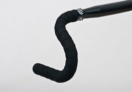 BIKERIBBON trak za krmilo - SPUGNA - črna