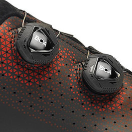 GAERNE Kolesarski čevlji - KOBRA MTB - črna/rdeča