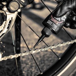 MUC-OFF mast - eBIKE WET CHAIN LUBE